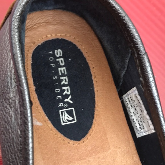 Sperry silver leather flats super comfortable - Picture 8 of 8